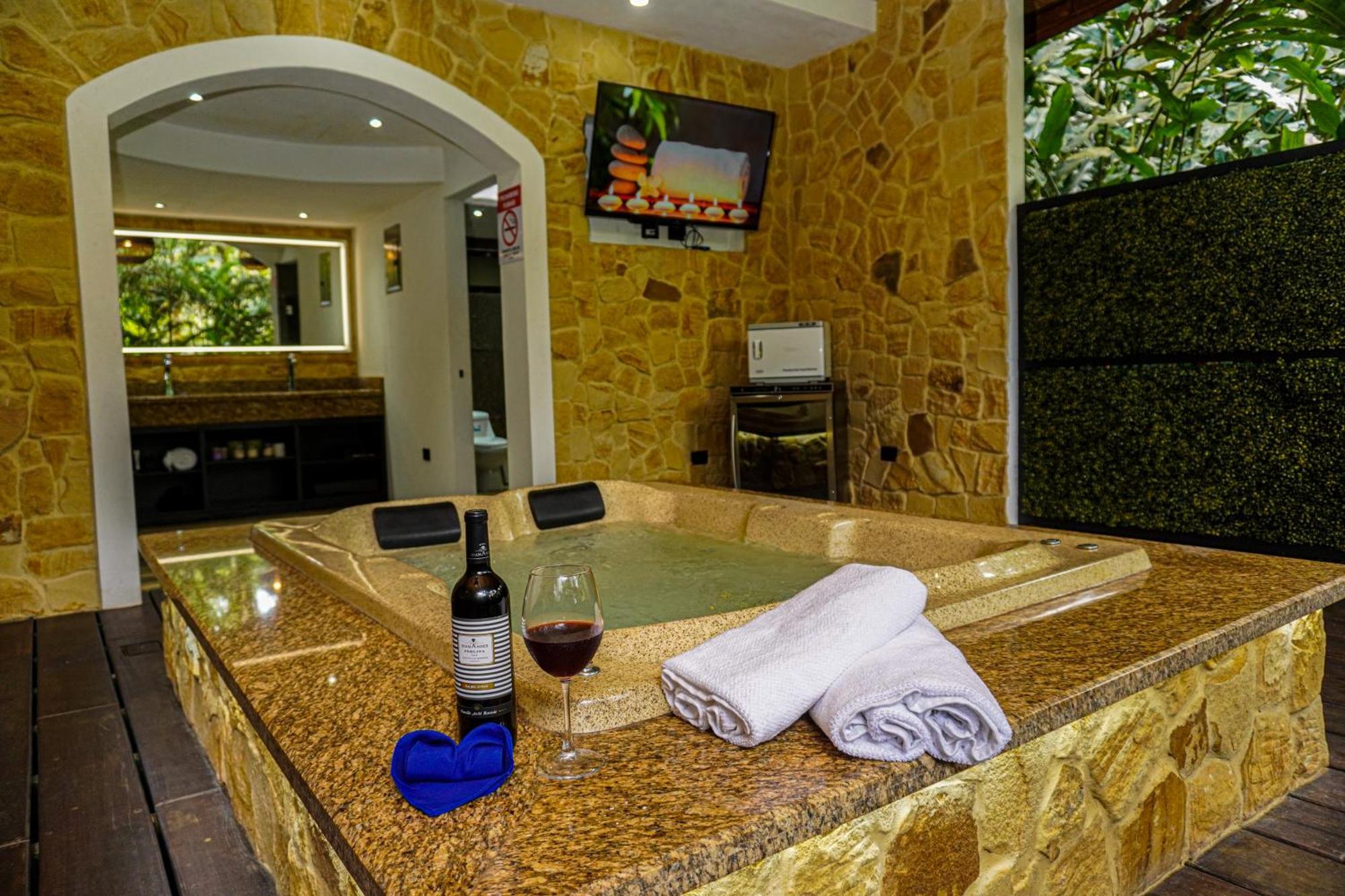 Palo Alto Glamping Hotel Quesada  Εξωτερικό φωτογραφία